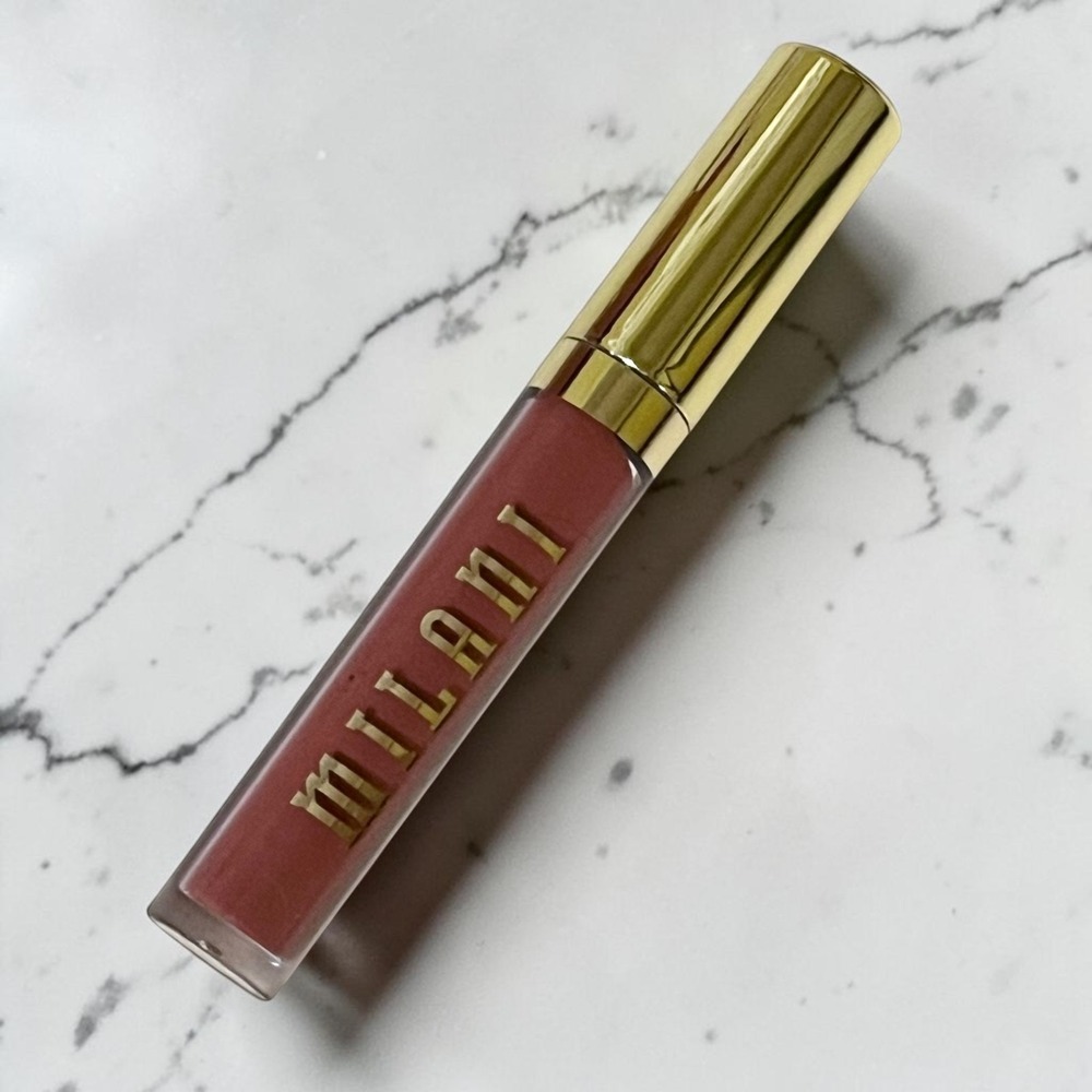 Milani Stay Put Liquid Lip Matte Longwear Lipstick 0.10 oz 160 Vibe Nude Brown